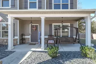 219 Candlewood Dr, Carrollton, GA 30117 - Photo 2