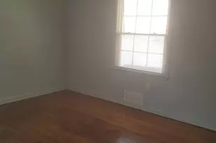 25 Bromack Dr SE, Atlanta, GA 30315 - Photo 4