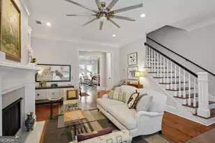 318 E Hall St, Savannah, GA 31401 - Photo 8