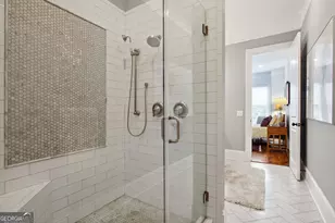 318 E Hall St, Savannah, GA 31401 - Photo 24