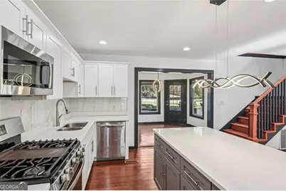 1689 Derry Avenue, Atlanta, GA 30310 - Photo 16