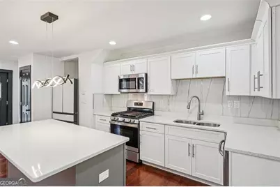 1689 Derry Avenue, Atlanta, GA 30310 - Photo 14