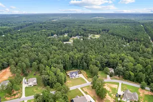 120 Delta Downs Ct, Hogansville, GA 30230 - Photo 2