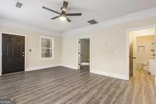 341 Main St, Griffin, GA 30223 - Photo 8