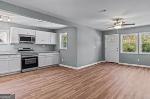 215 Hunter St, Union Point, GA 30669 - Photo 8