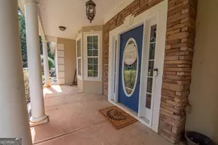3005 Sarah Ln, Griffin, GA 30223 - Photo 2