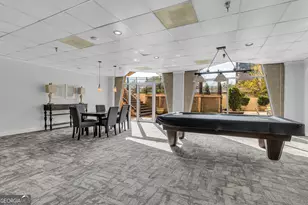 2479 Peachtree Rd NE, Atlanta, GA 30305 - Photo 20