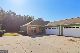 1502 Commonwealth Cir, Newnan, GA 30263 - Photo 6