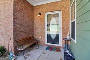 1502 Commonwealth Cir, Newnan, GA 30263 - Photo 8