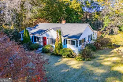 304 Taliaferro Drive, Hogansville, GA 30230 - Photo 2
