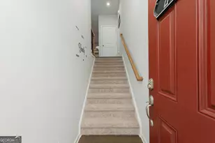 2527 Hedgeway Cir, Kennesaw, GA 30144 - Photo 6