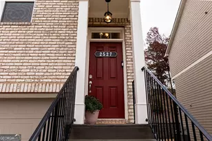 2527 Hedgeway Cir, Kennesaw, GA 30144 - Photo 4