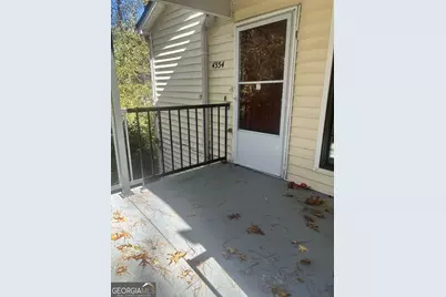 4354 Timberlake, Stone Mountain, GA 30083 - Photo 2