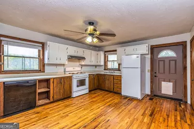 7483 Highway 54, Sharpsburg, GA 30277 - Photo 10