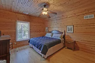 1056 Sweetwater Dr, Clarkesville, GA 30523 - Photo 28