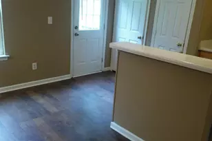 1652 Hallmark Hills Dr, Griffin, GA 30223 - Photo 6