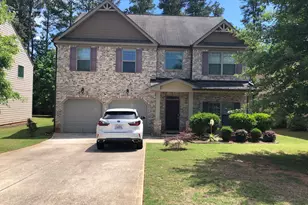 375 Bandelier Cir, Hampton, GA 30228 - Photo 1