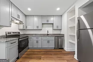 483 Vine St, Madison, GA 30650 - Photo 8