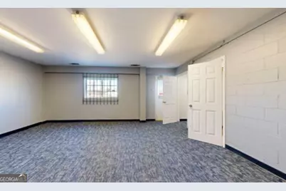 1466 Central Avenue, East Point, GA 30344 - Photo 10