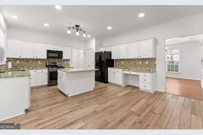 5157 Wellisford Court, Suwanee, GA 30024 - Photo 12