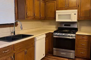 9579 Briar Creek Ln, Jonesboro, GA 30238 - Photo 4