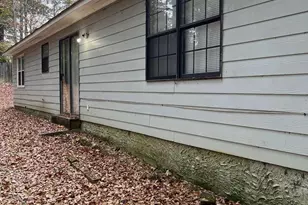 9579 Briar Creek Ln, Jonesboro, GA 30238 - Photo 12