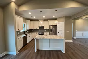 178 Samson Wy, Cleveland, GA 30528 - Photo 4