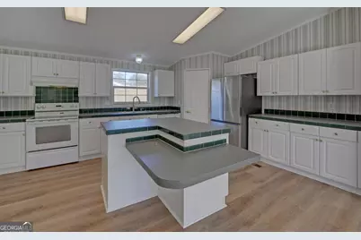 1241 W Currahee Street, Toccoa, GA 30577 - Photo 14