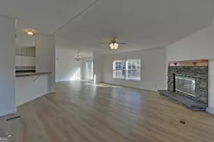 1241 W Currahee St, Toccoa, GA 30577 - Photo 10