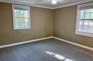 822 N Lewis St, Metter, GA 30439 - Photo 14