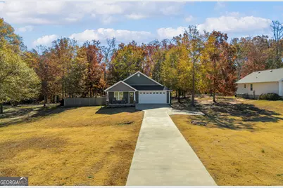 323 North Point Circle, Hartwell, GA 30643 - Photo 1