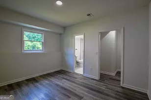 515 Allens Landing Ct, Lawrenceville, GA 30045 - Photo 10