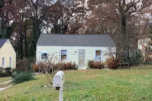 2631 Baker Ridge Dr NW, Atlanta, GA 30318 - Photo 1