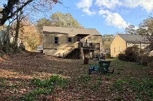 2631 Baker Ridge Dr NW, Atlanta, GA 30318 - Photo 4