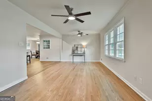 19 Foster Dr, Newnan, GA 30263 - Photo 12