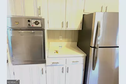 819 Ellenwood Circle W, Macon, GA 31204 - Photo 6