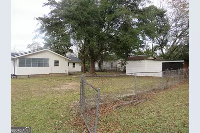 413 W Floyd Street, Sandersville, GA 31082 - Photo 10