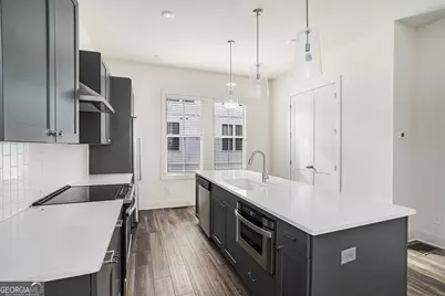 903 Brees Court, Atlanta, GA 30318 - Photo 6