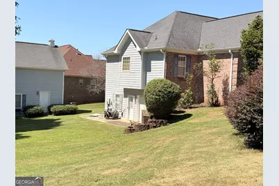 2600 Crest Valley Drive, Conyers, GA 30094 - Photo 2