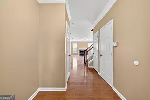 212 Bellecliff Ct, Tucker, GA 30084 - Photo 4