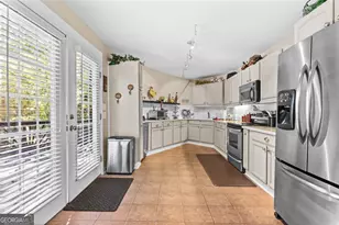 1251 White Oak Dr, White Plains, GA 30678 - Photo 12