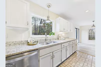 202 Hilltop Circle, Macon, GA 31210 - Photo 18