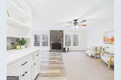 202 Hilltop Circle, Macon, GA 31210 - Photo 8