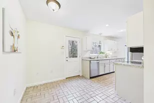 202 Hilltop Cir, Macon, GA 31210 - Photo 22