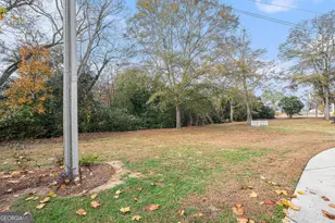 352 Davis St, Monroe, GA 30655 - Photo 32