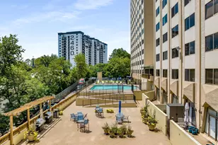 2479 Peachtree Rd NE, Atlanta, GA 30305 - Photo 48