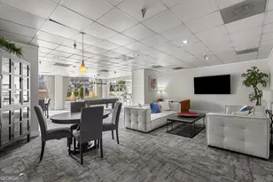 2479 Peachtree Rd NE, Atlanta, GA 30305 - Photo 36