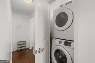 2479 Peachtree Rd NE, Atlanta, GA 30305 - Photo 32