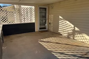 328 Cattlemans Cir, McDonough, GA 30252 - Photo 6