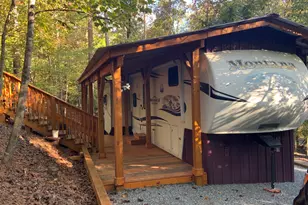 413 26th St, Ellijay, GA 30540 - Photo 2